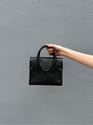 GRACE CONTINENTAL 伊藤　静華 コーディネート画像