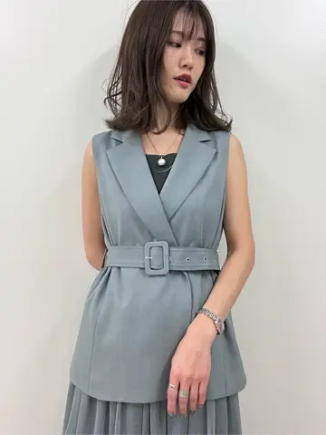 GRACE CONTINENTAL A.Kameyama コーディネート画像