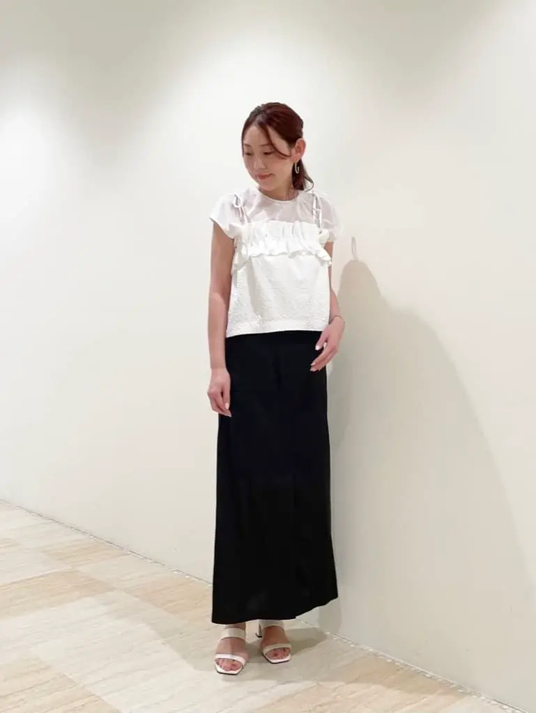 GRACE CONTINENTAL 赤間　 コーディネート画像