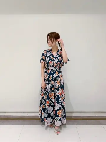 GRACE CONTINENTAL SAYUMI Nagashima コーディネート画像