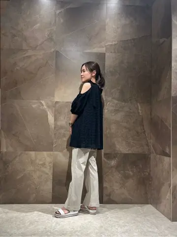 GRACE CONTINENTAL 穐山　香織 コーディネート画像