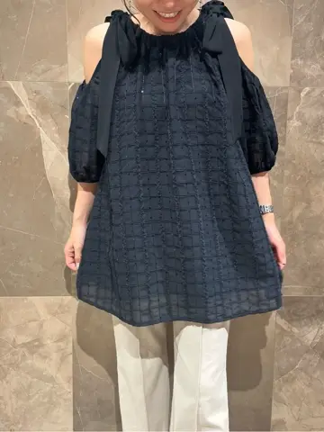 GRACE CONTINENTAL 穐山　香織 コーディネート画像