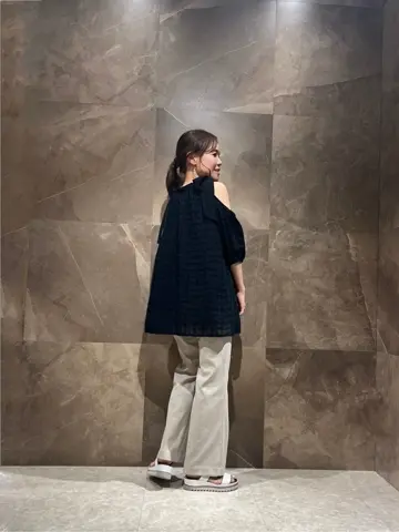 GRACE CONTINENTAL 穐山　香織 コーディネート画像