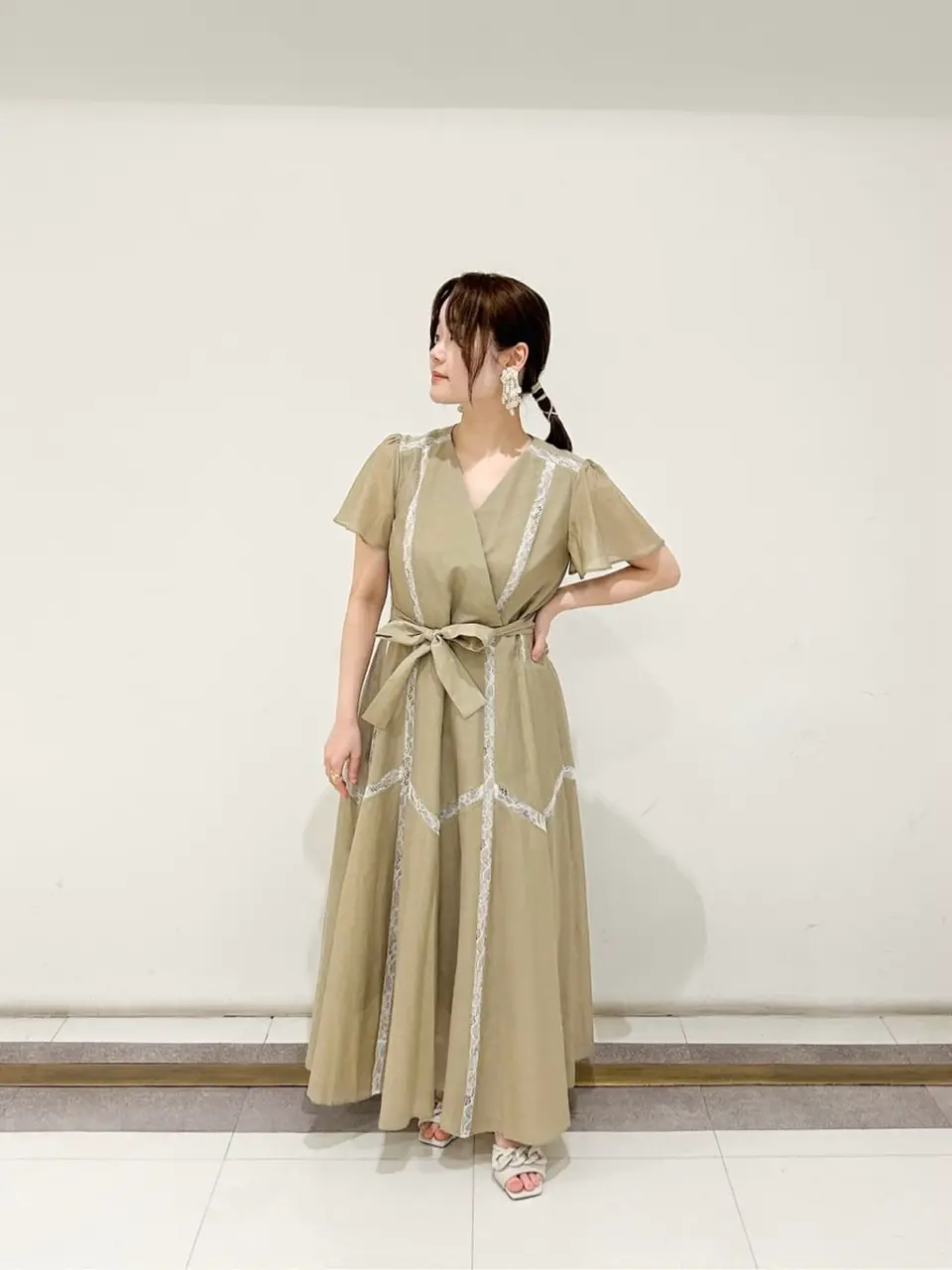 GRACE CONTINENTAL SAYUMI Nagashima コーディネート画像