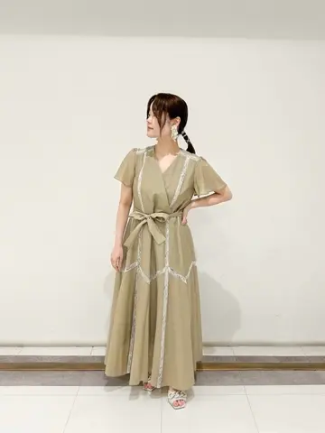 GRACE CONTINENTAL SAYUMI Nagashima コーディネート画像