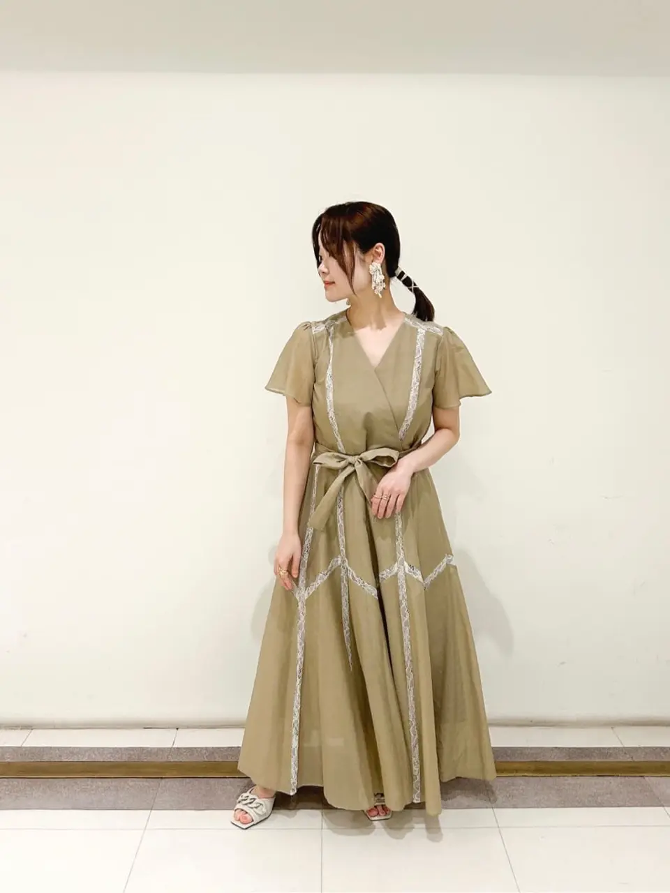 GRACE CONTINENTAL SAYUMI Nagashima コーディネート画像