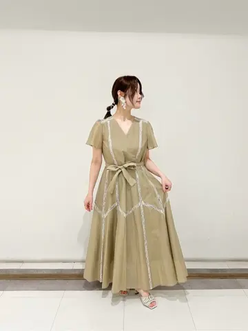 GRACE CONTINENTAL SAYUMI Nagashima コーディネート画像