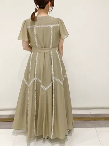 GRACE CONTINENTAL SAYUMI Nagashima コーディネート画像