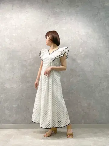 GRACE CONTINENTAL SAYUMI Nagashima コーディネート画像