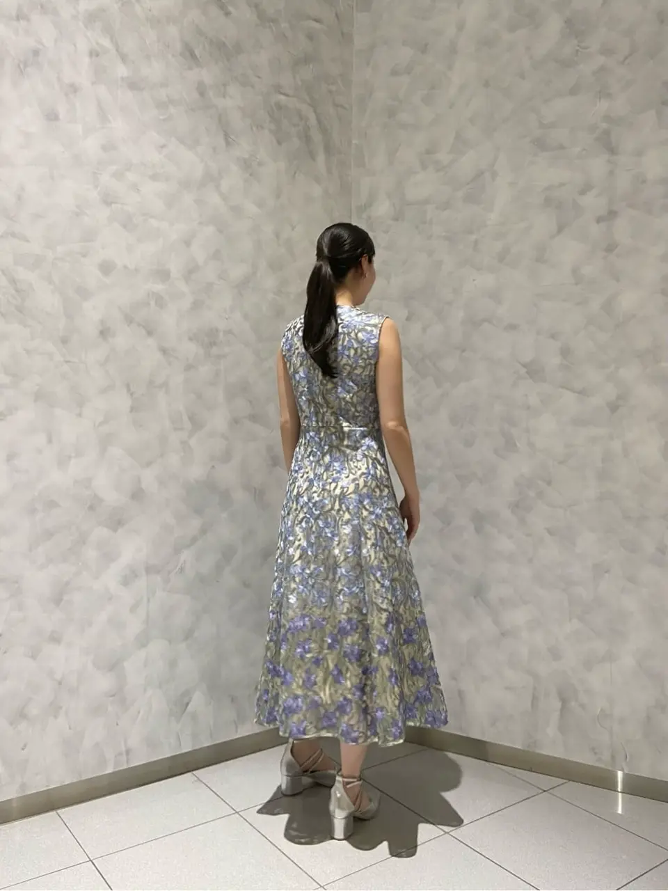 GRACE CONTINENTAL Shiori コーディネート画像