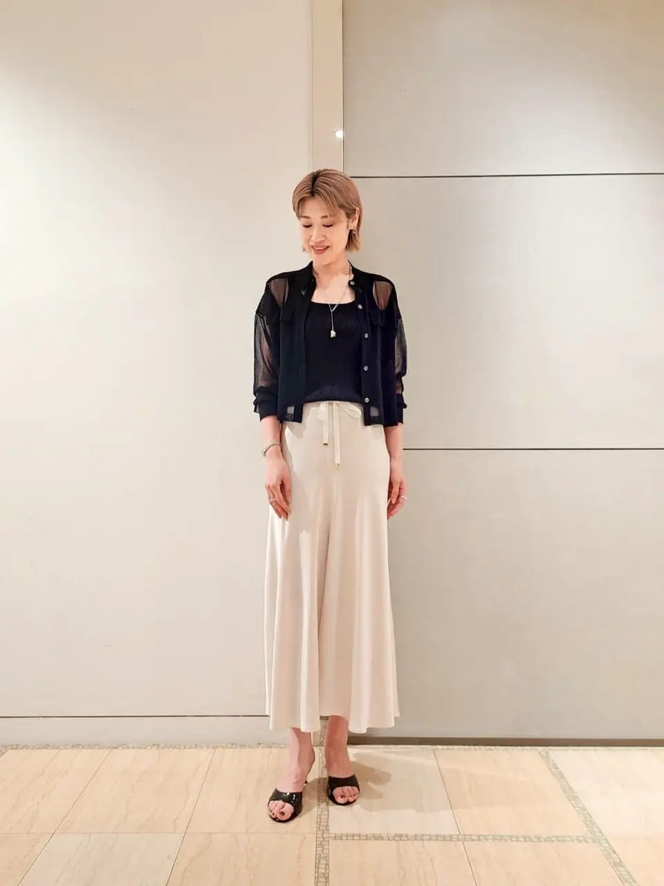 GRACE CONTINENTAL 今野　志保 コーディネート画像