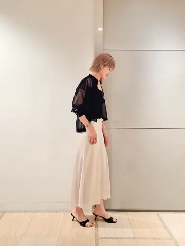 GRACE CONTINENTAL 今野　志保 コーディネート画像