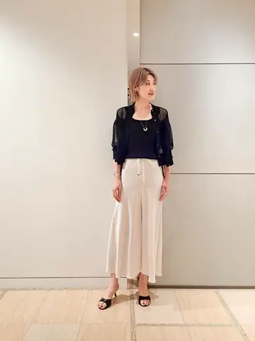 GRACE CONTINENTAL 今野　志保 コーディネート画像