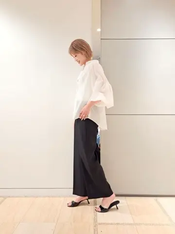 GRACE CONTINENTAL 今野　志保 コーディネート画像