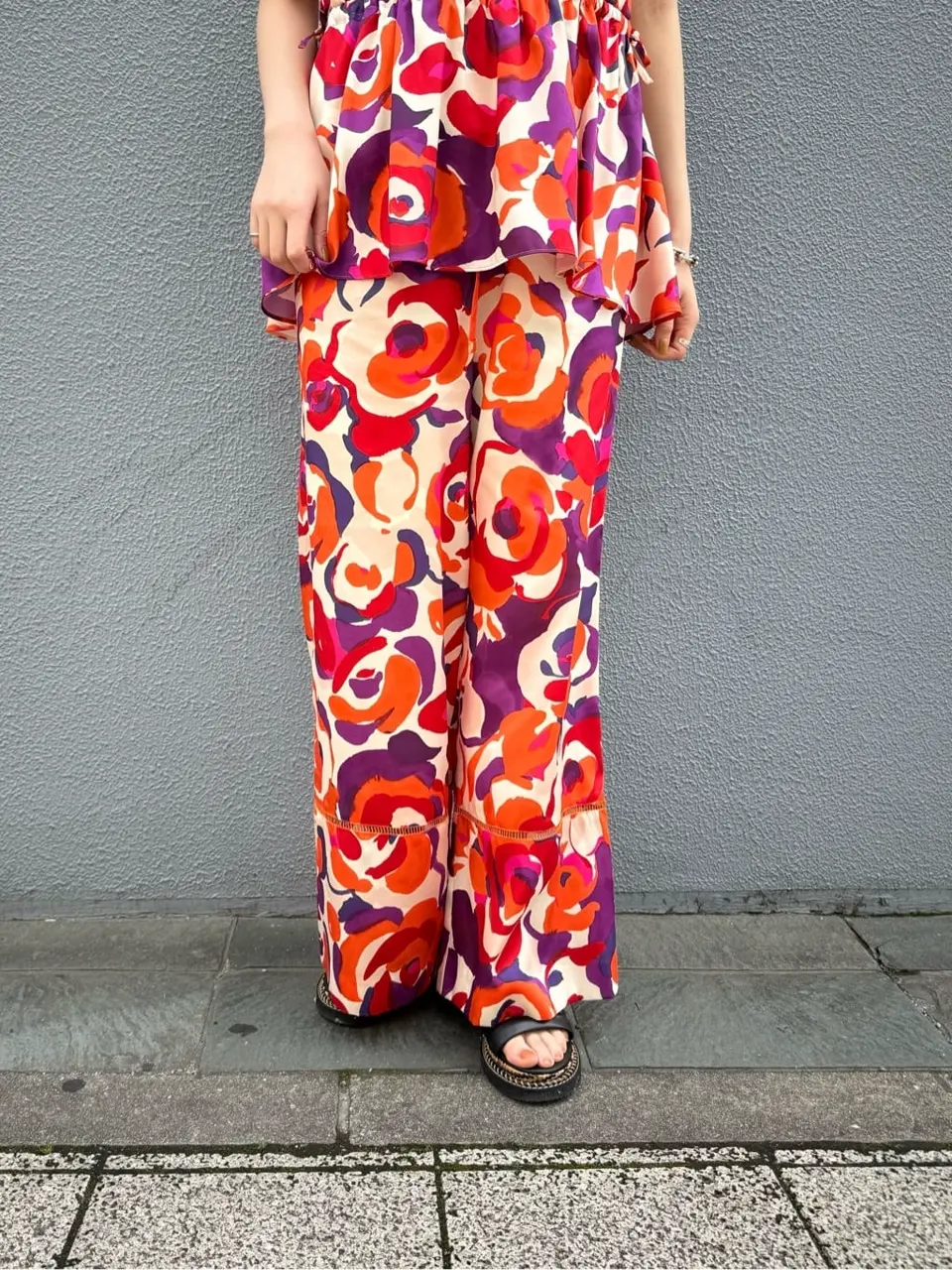 GRACE CONTINENTAL 伊藤　静華 コーディネート画像