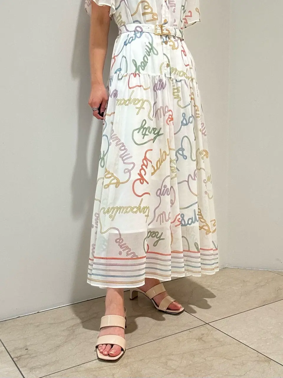 GRACE CONTINENTAL FUKUSHIMA YURIE コーディネート画像