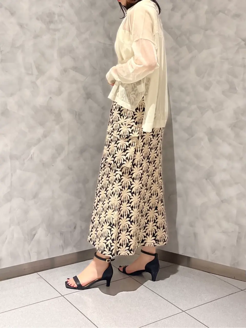 GRACE CONTINENTAL OZAWA コーディネート画像