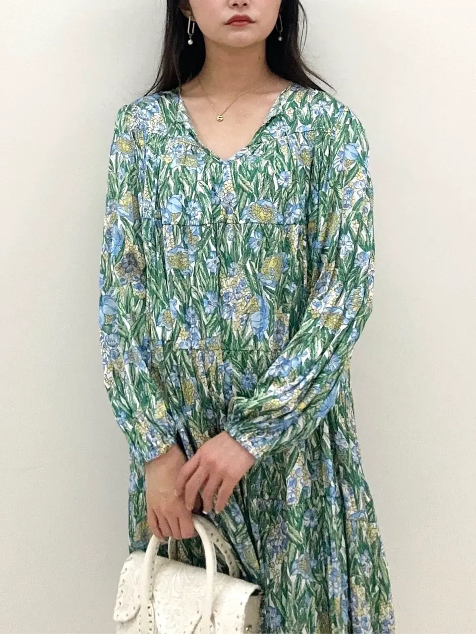 GRACE CONTINENTAL MORITA AI コーディネート画像