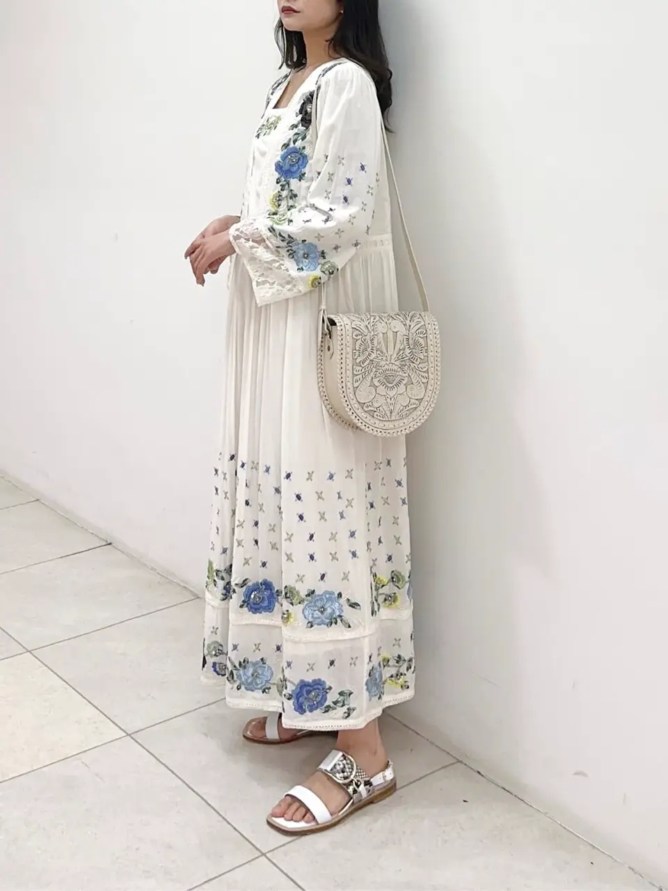 GRACE CONTINENTAL MORITA AI コーディネート画像