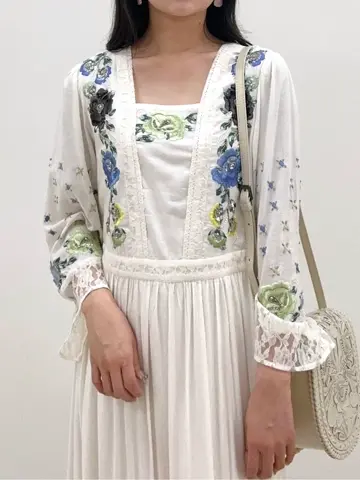 GRACE CONTINENTAL MORITA AI コーディネート画像