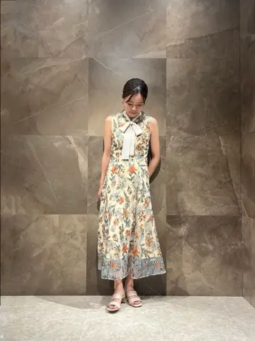 GRACE CONTINENTAL 穐山　香織 コーディネート画像