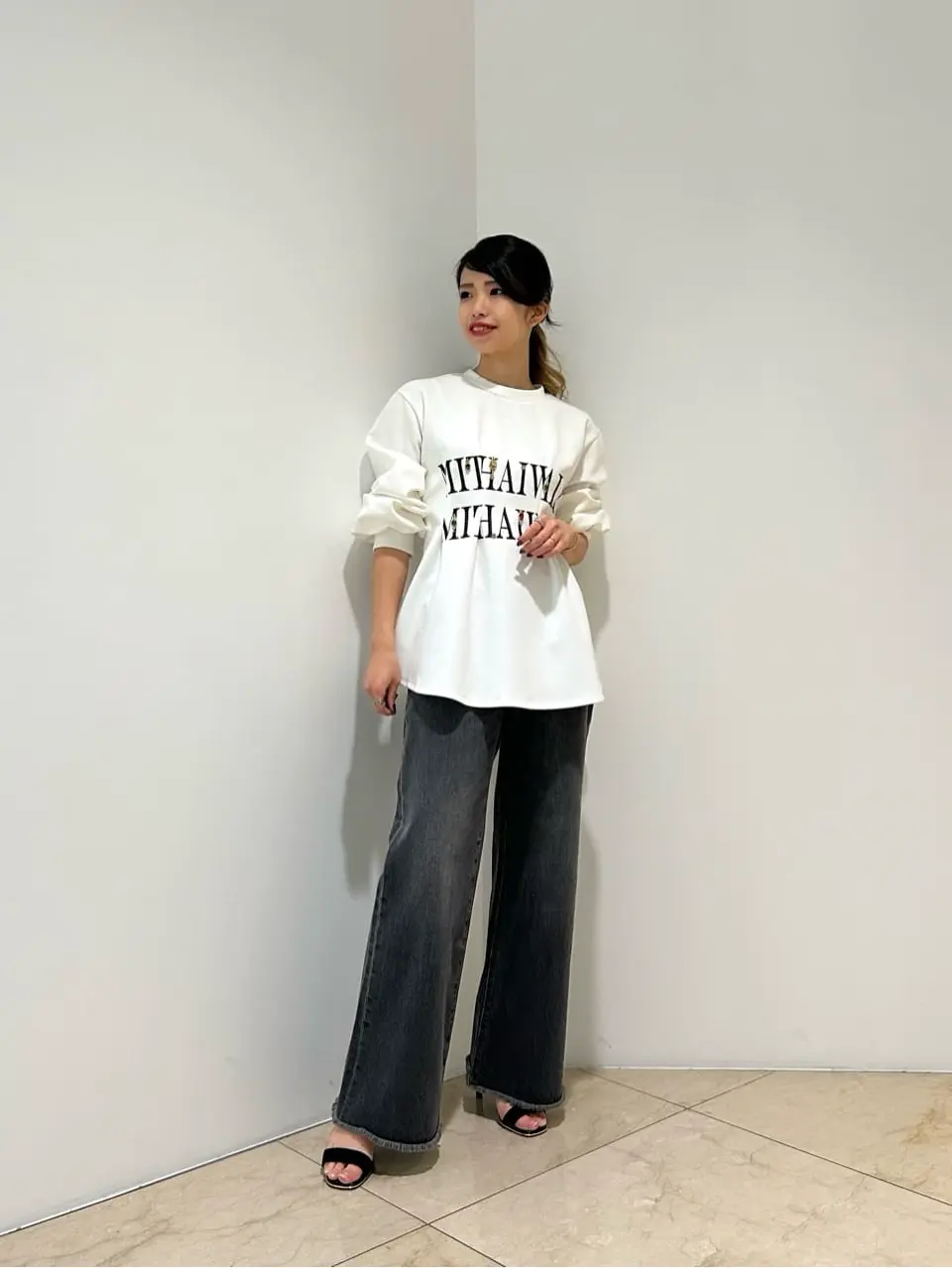 GRACE CONTINENTAL FUKUSHIMA YURIE コーディネート画像