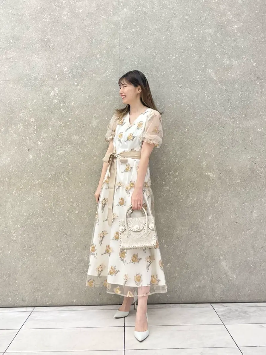 GRACE CONTINENTAL minami コーディネート画像