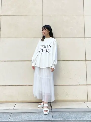 GRACE CONTINENTAL minami コーディネート画像