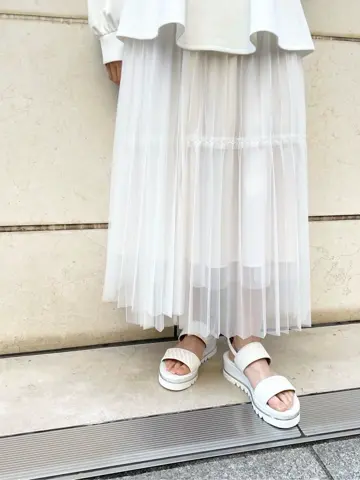 GRACE CONTINENTAL minami コーディネート画像