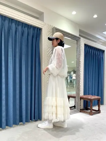 GRACE CONTINENTAL yoshi コーディネート画像