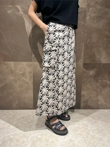 GRACE CONTINENTAL 穐山　香織 コーディネート画像