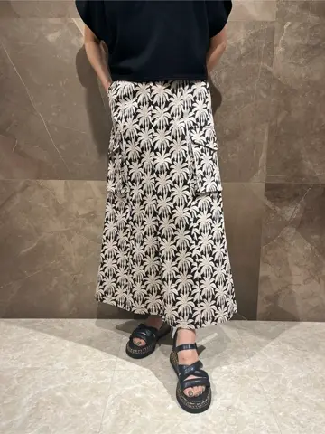 GRACE CONTINENTAL 穐山　香織 コーディネート画像