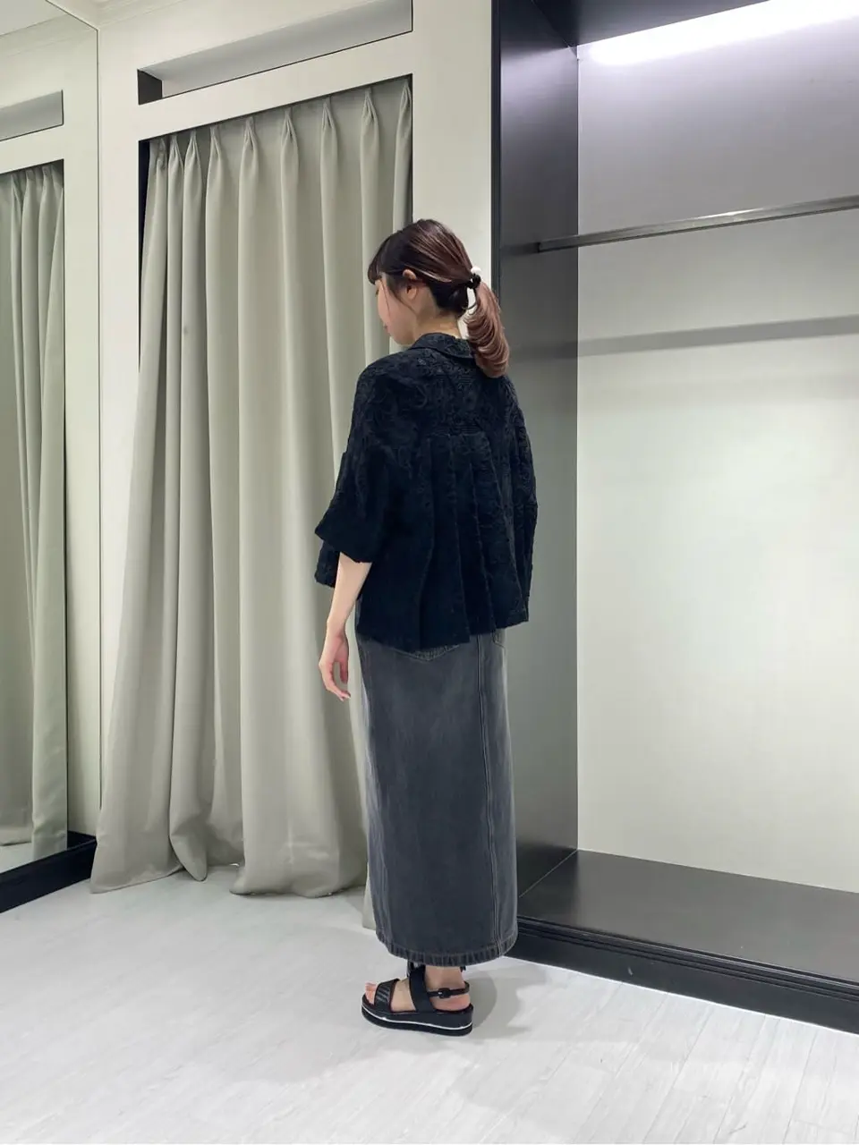 GRACE CONTINENTAL Abe コーディネート画像