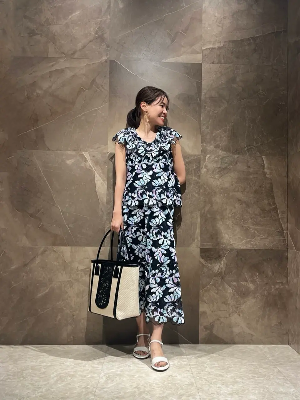 GRACE CONTINENTAL 穐山　香織 コーディネート画像