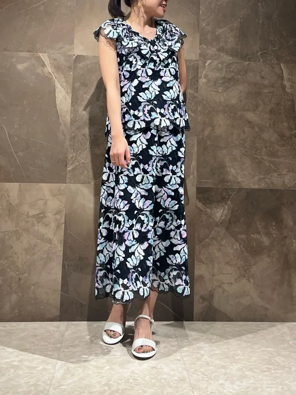 GRACE CONTINENTAL 穐山　香織 コーディネート画像