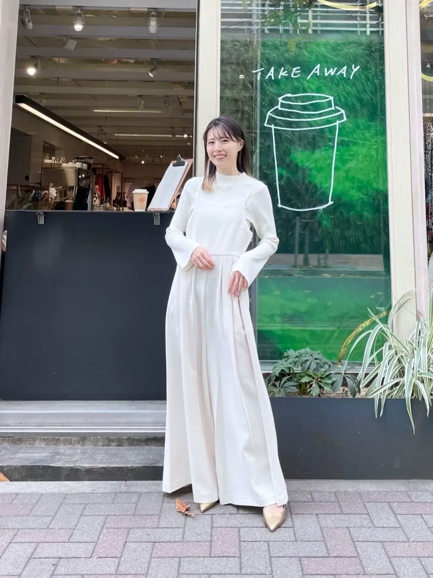 GRACE CONTINENTAL minami コーディネート画像