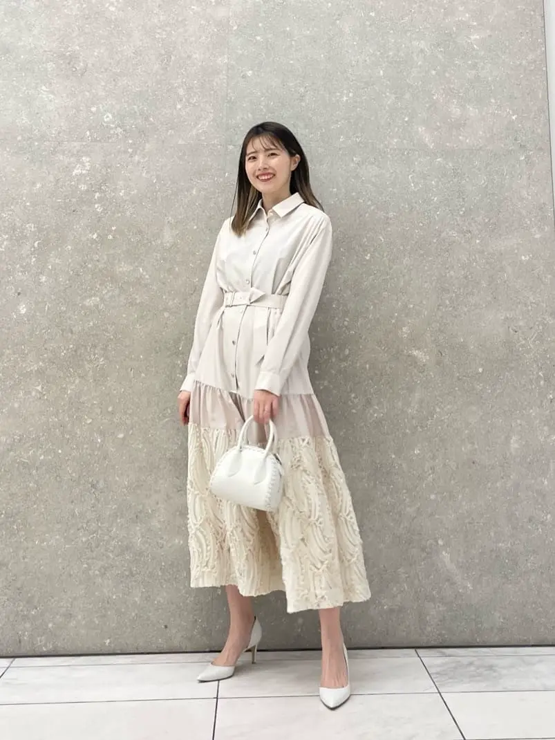 GRACE CONTINENTAL minami コーディネート画像