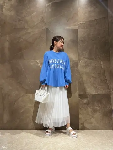 GRACE CONTINENTAL 穐山　香織 コーディネート画像