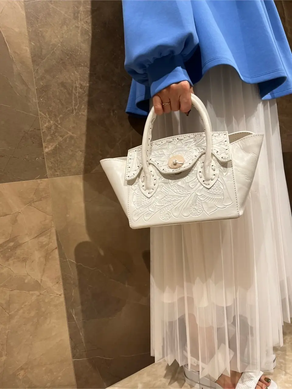 GRACE CONTINENTAL 穐山　香織 コーディネート画像