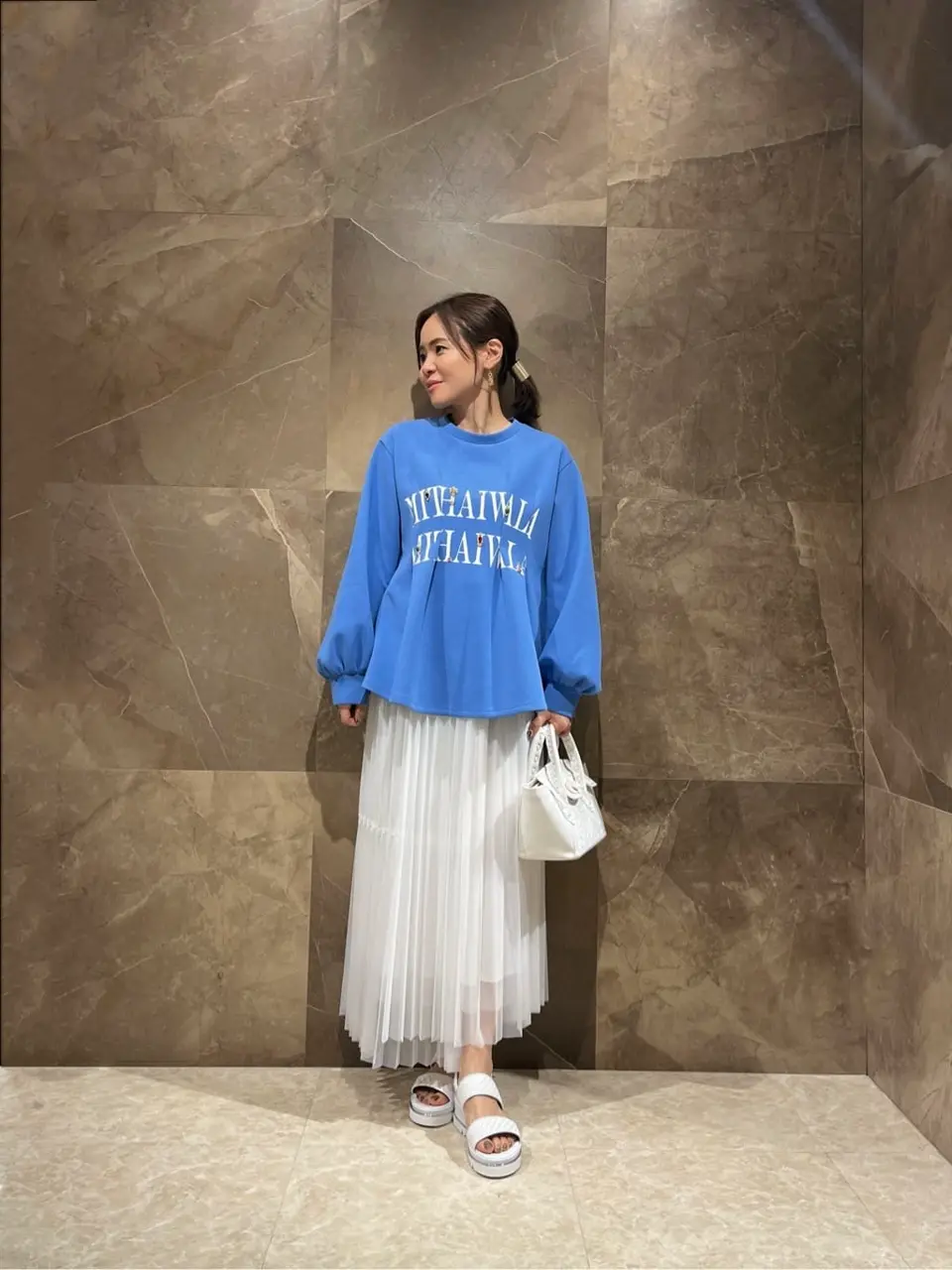 GRACE CONTINENTAL 穐山　香織 コーディネート画像