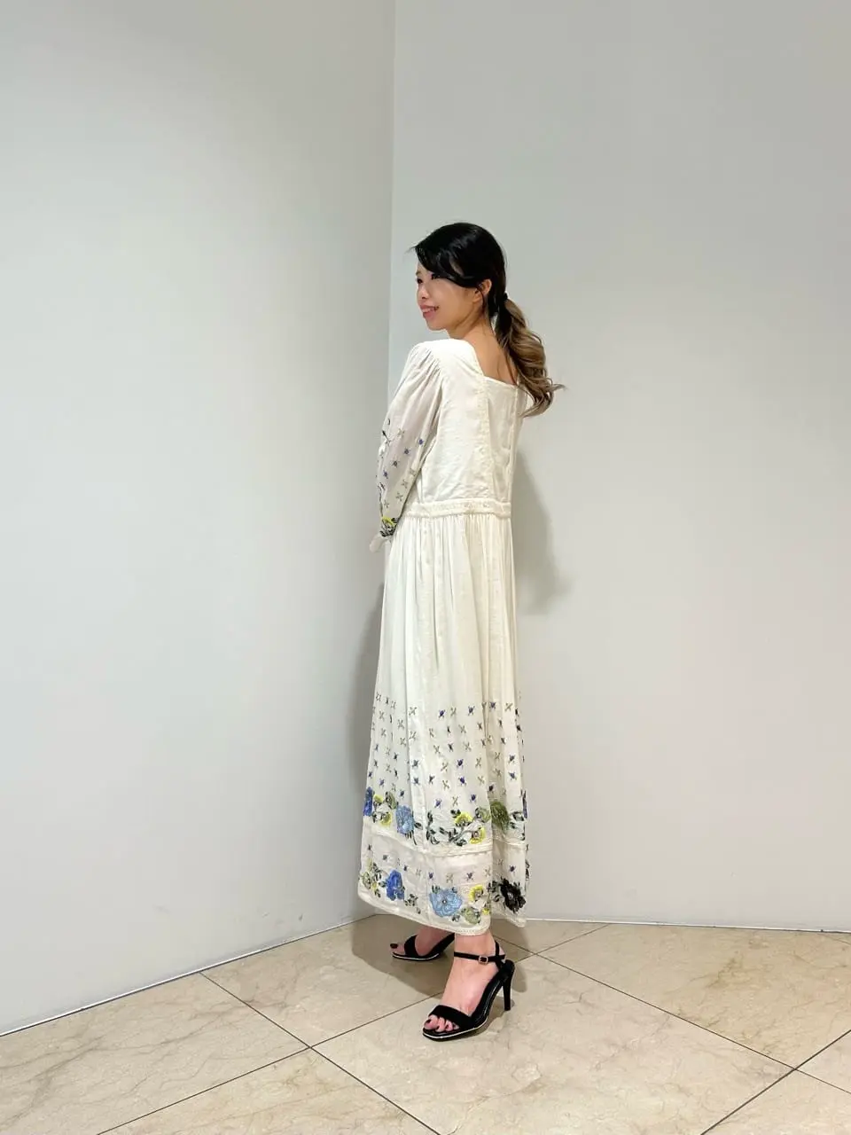 GRACE CONTINENTAL FUKUSHIMA YURIE コーディネート画像