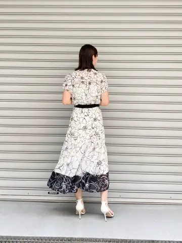 GRACE CONTINENTAL 古川温子 コーディネート画像