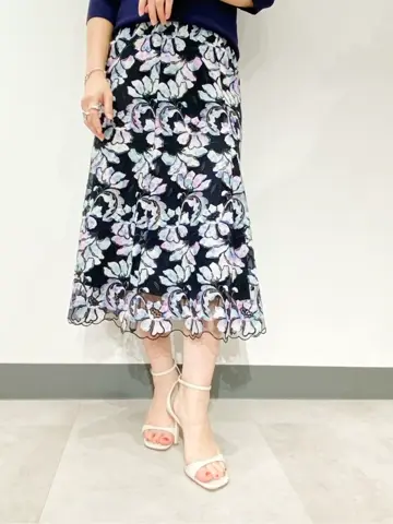 GRACE CONTINENTAL 古川温子 コーディネート画像