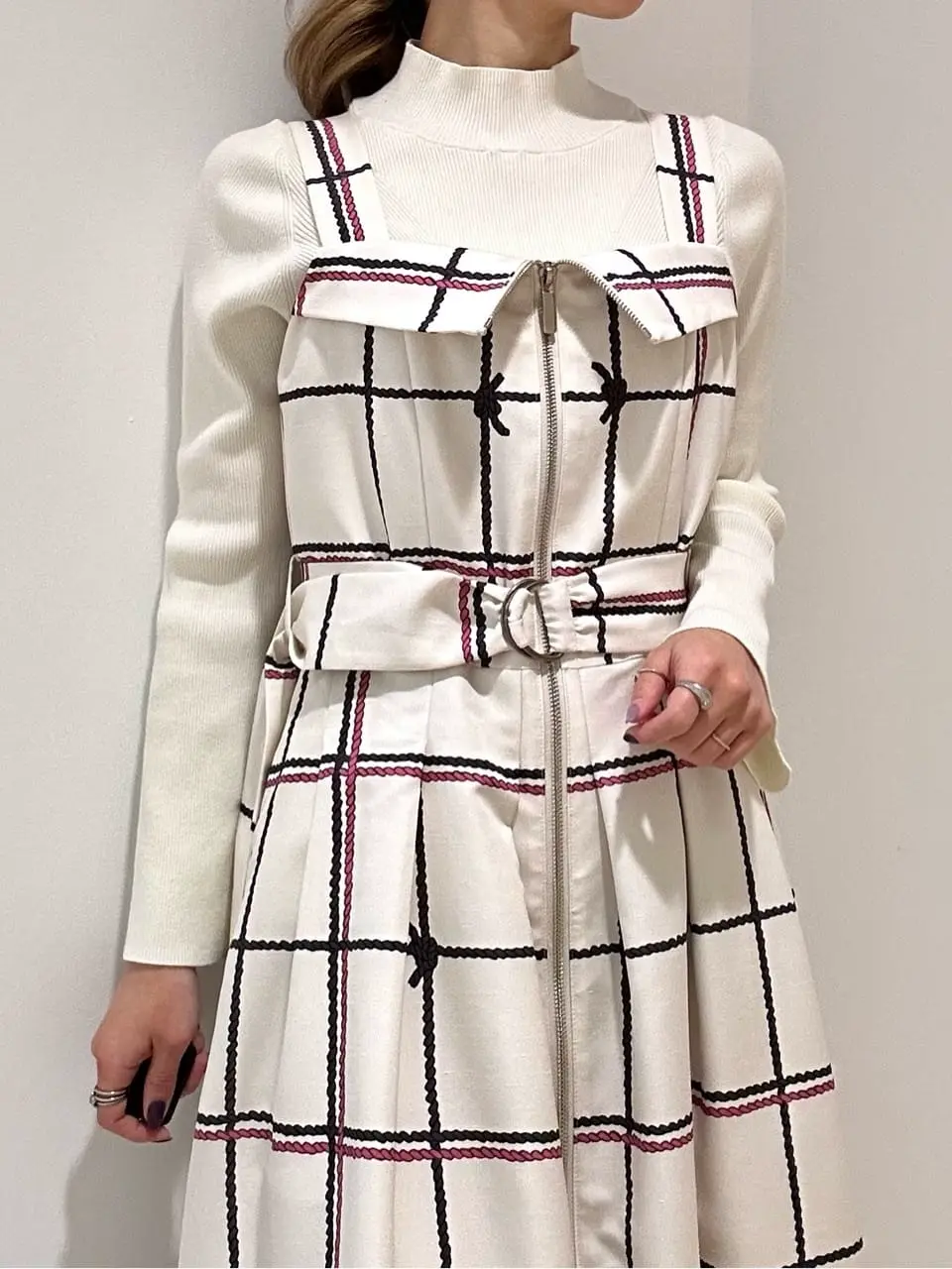 GRACE CONTINENTAL FUKUSHIMA YURIE コーディネート画像