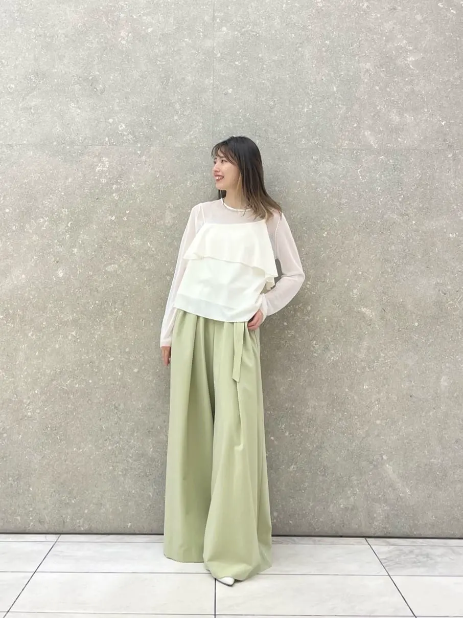 GRACE CONTINENTAL minami コーディネート画像