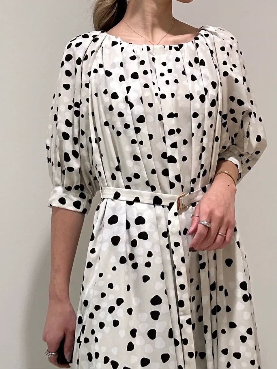 GRACE CONTINENTAL FUKUSHIMA YURIE コーディネート画像