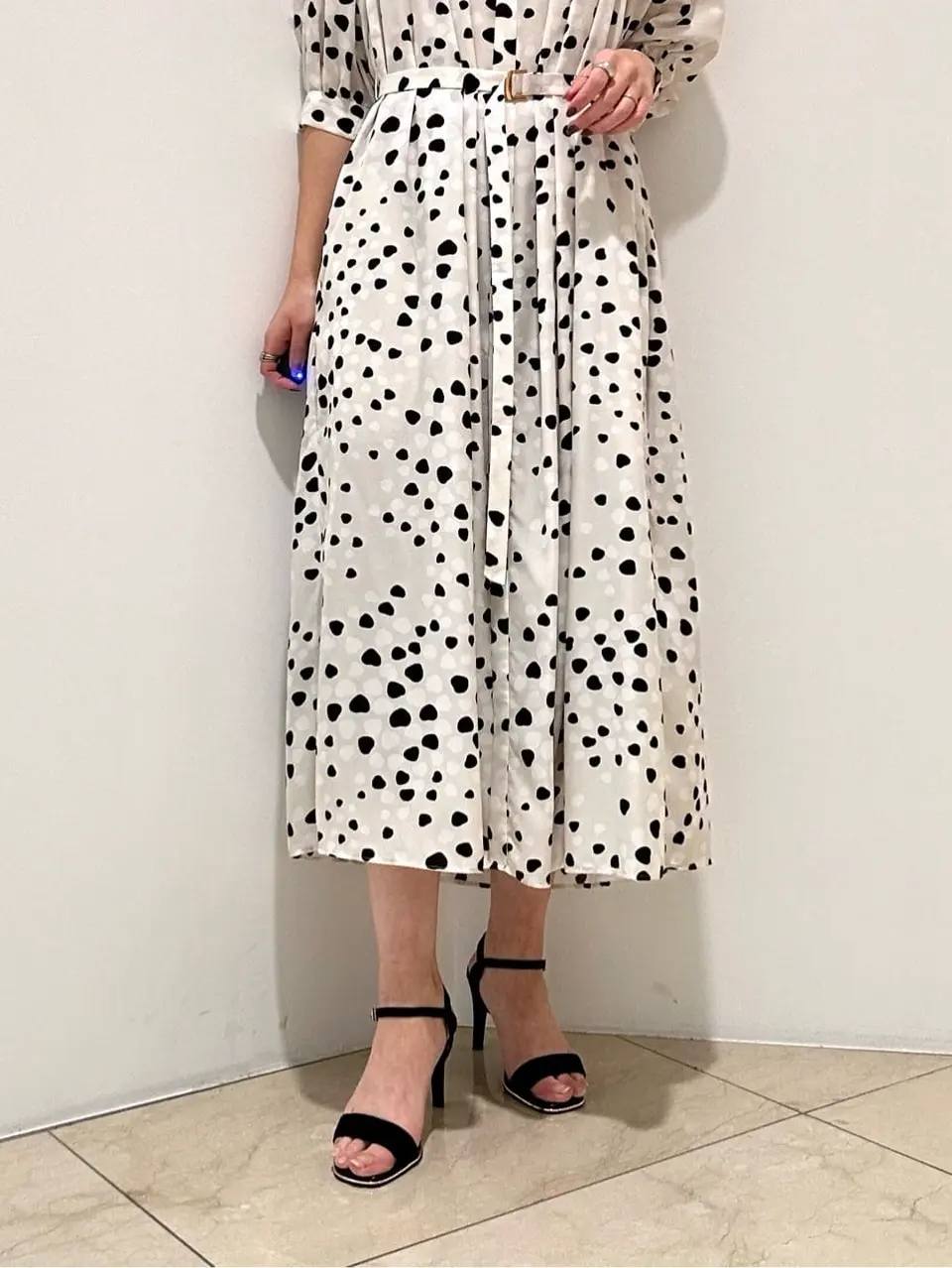 GRACE CONTINENTAL FUKUSHIMA YURIE コーディネート画像