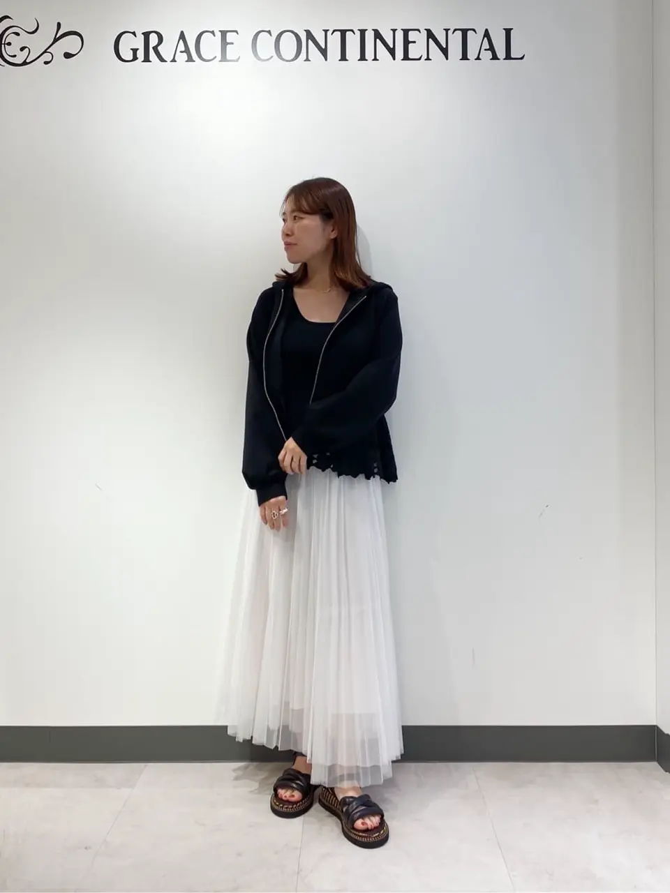 GRACE CONTINENTAL 古川温子 コーディネート画像