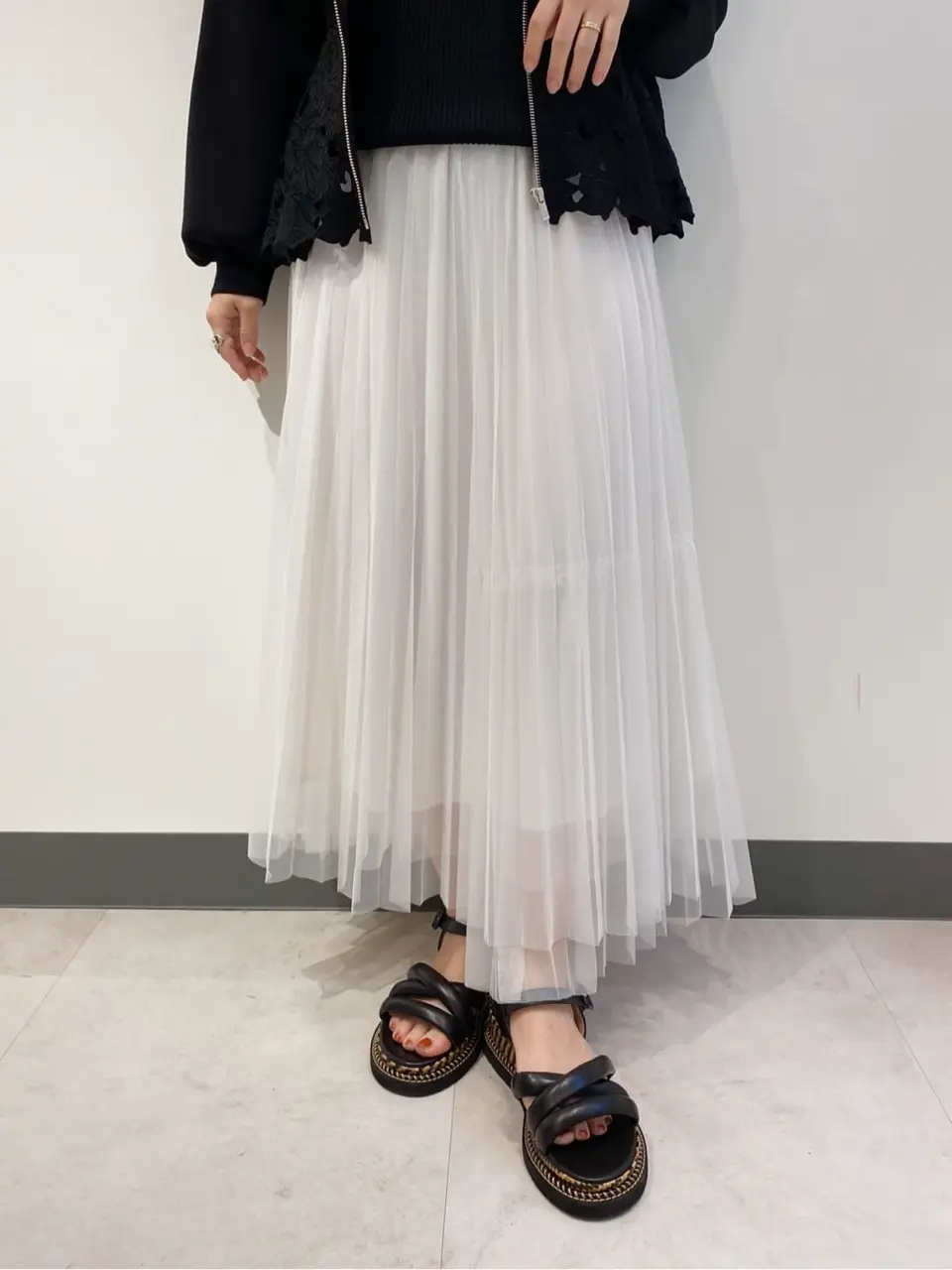 GRACE CONTINENTAL 古川温子 コーディネート画像