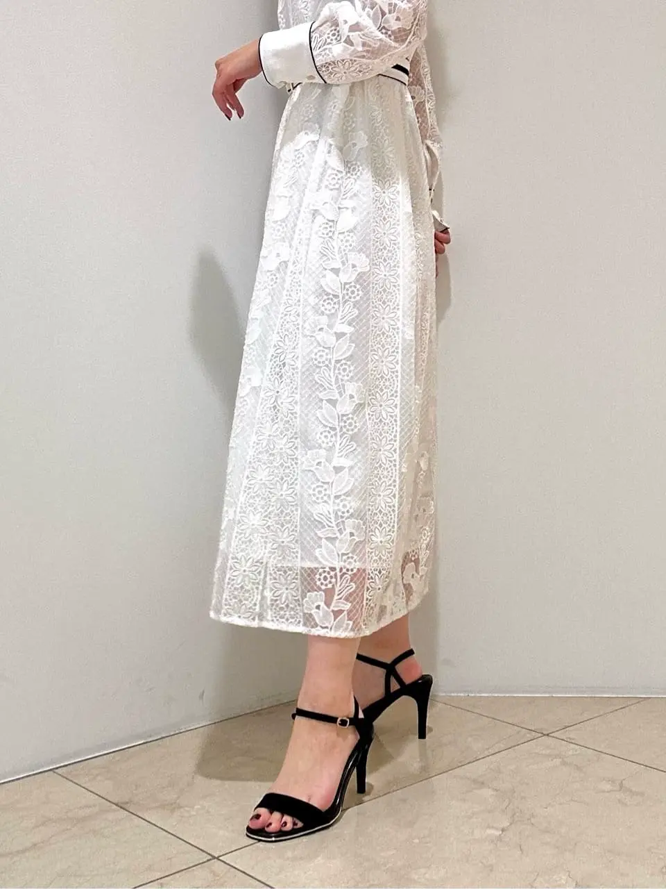 GRACE CONTINENTAL FUKUSHIMA YURIE コーディネート画像